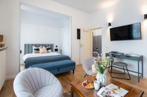 Intercontinental Luxury Studio